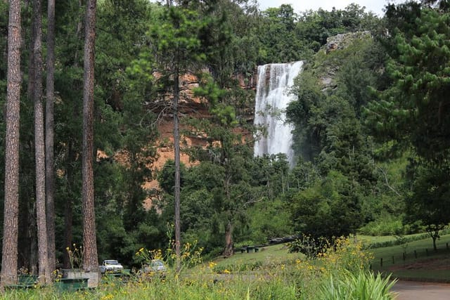 Lone Creek Falls